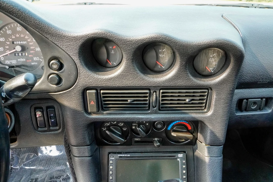 1998 Mitsubishi 3000GT Series 3 - Image 16 of 31