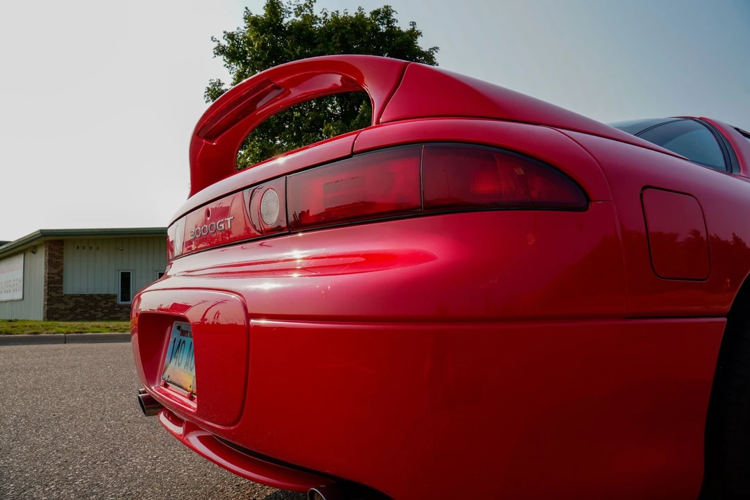 1998 Mitsubishi 3000GT Series 3 - Image 28 of 31
