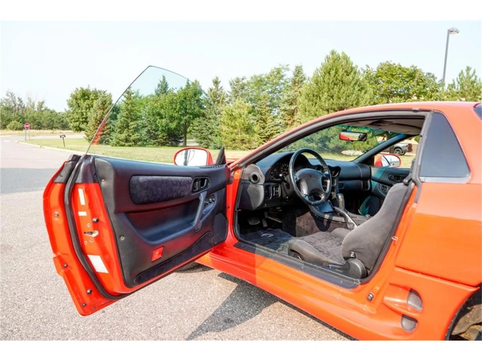 1998 Mitsubishi 3000GT Series 3 - Image 11 of 31