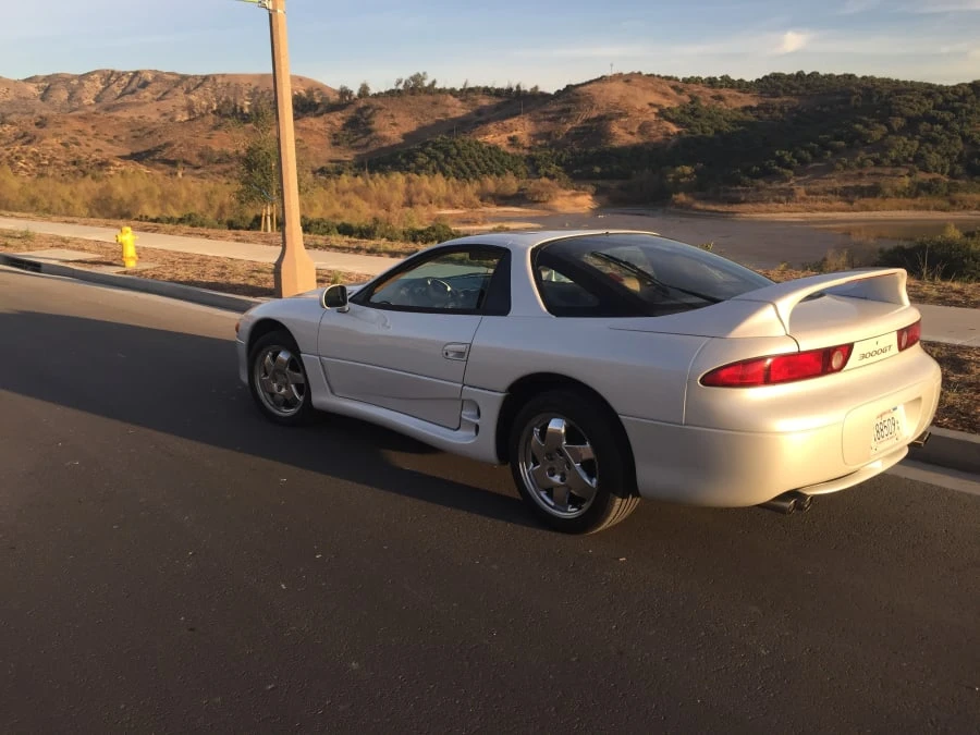 1998 Mitsubishi 3000GT Series 3 - Image 2 of 11