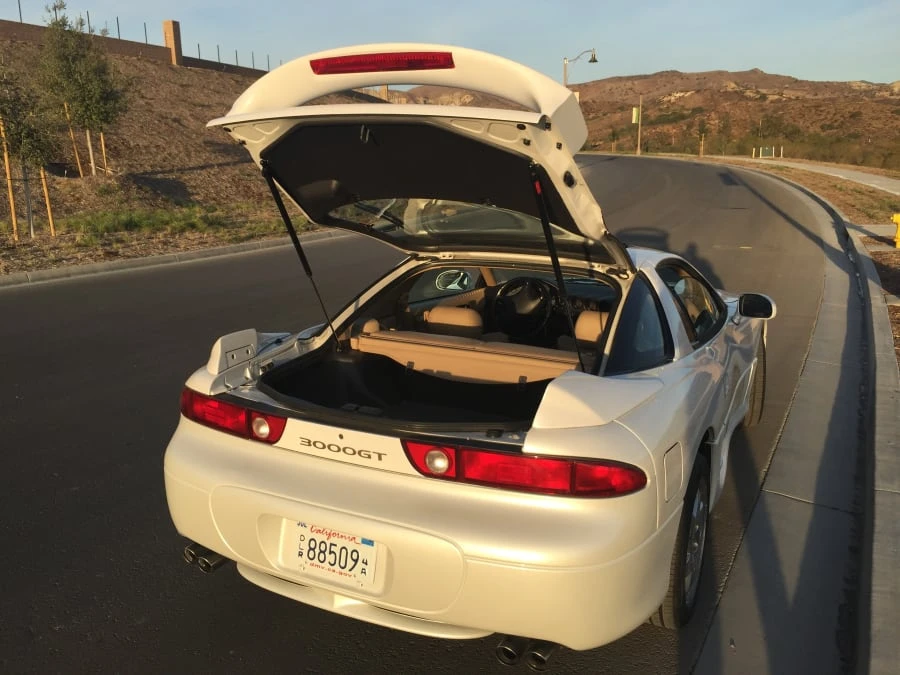 1998 Mitsubishi 3000GT Series 3 - Image 9 of 11