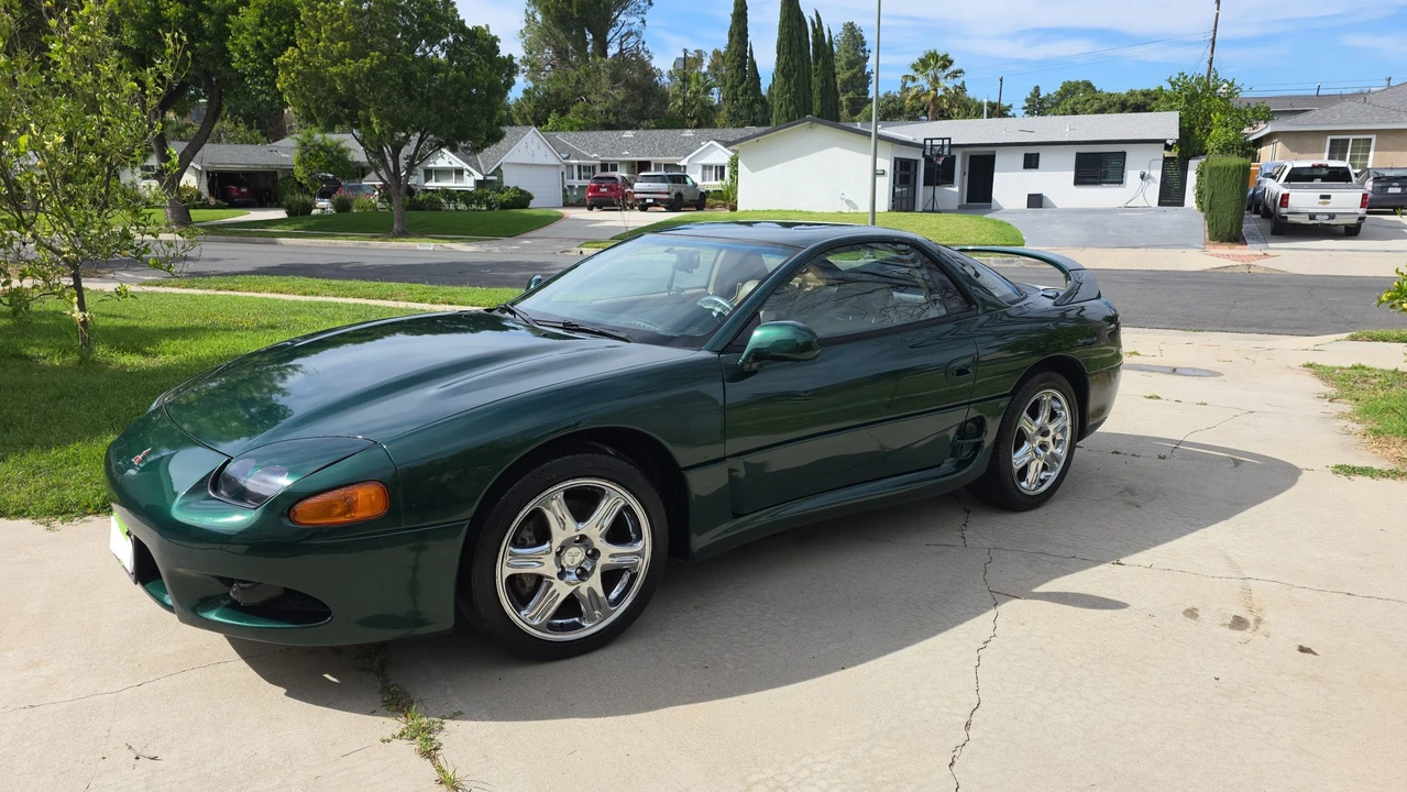 1998 Mitsubishi 3000GT Series 3 - Image 2 of 31