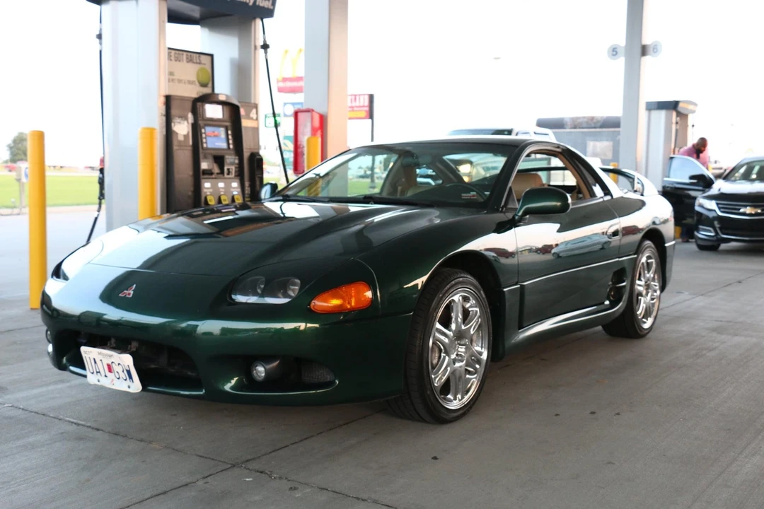 1998 Mitsubishi 3000GT Series 3 - Image 8 of 31