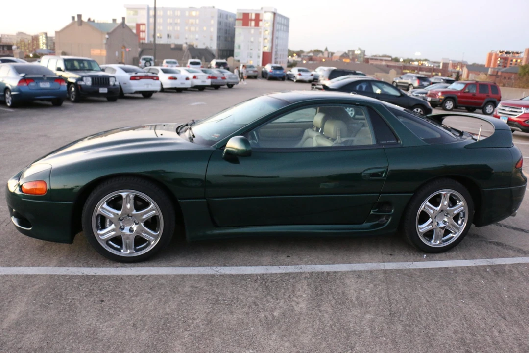 1998 Mitsubishi 3000GT Series 3 - Image 10 of 31