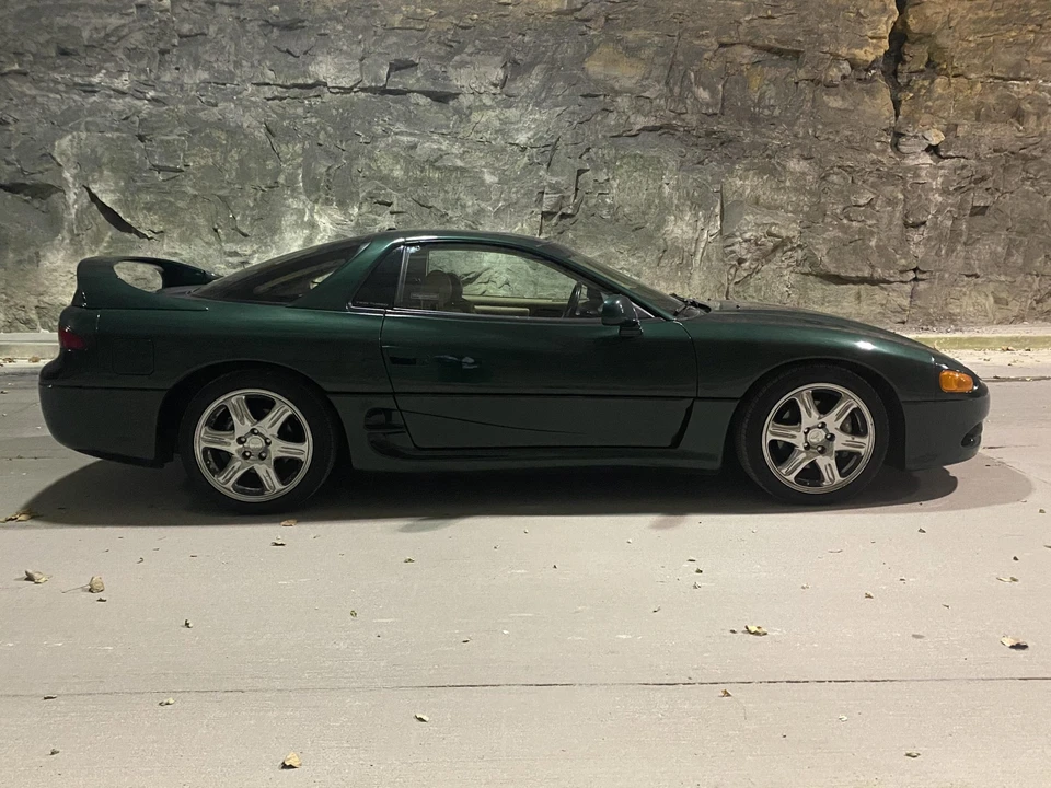 1998 Mitsubishi 3000GT Series 3 - Image 26 of 31
