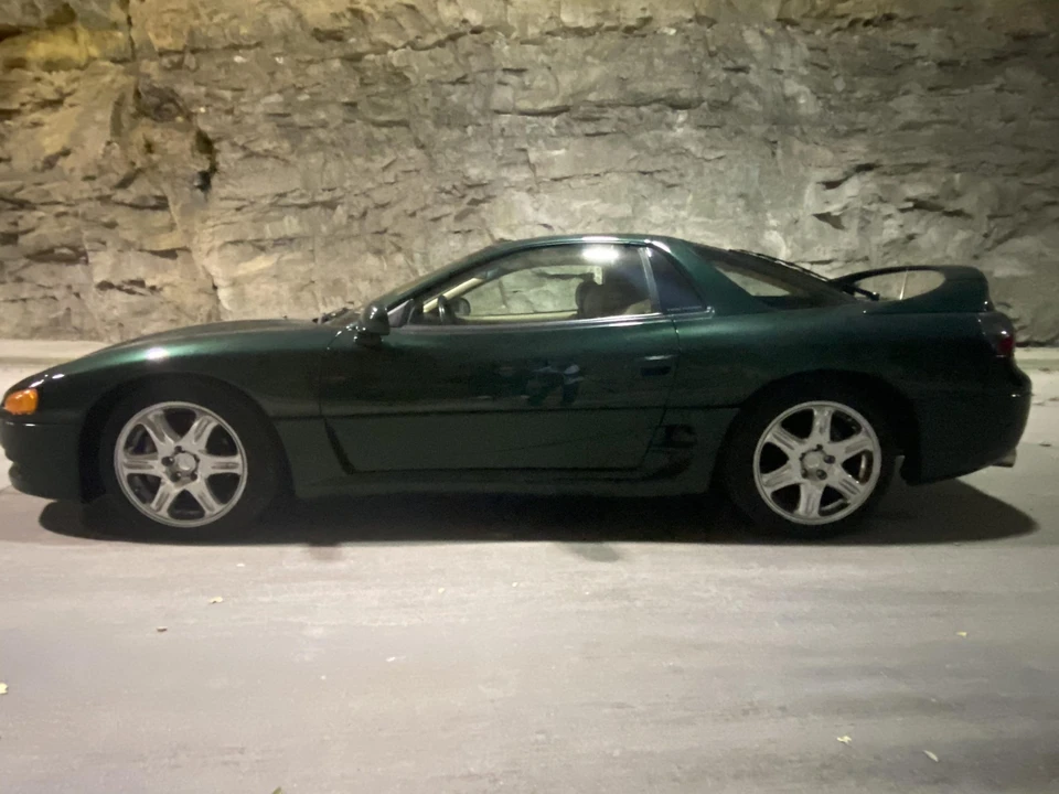 1998 Mitsubishi 3000GT Series 3 - Image 11 of 31
