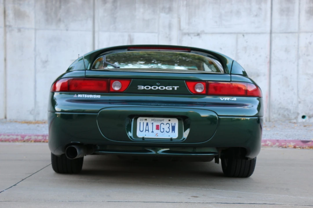 1998 Mitsubishi 3000GT Series 3 - Image 18 of 31