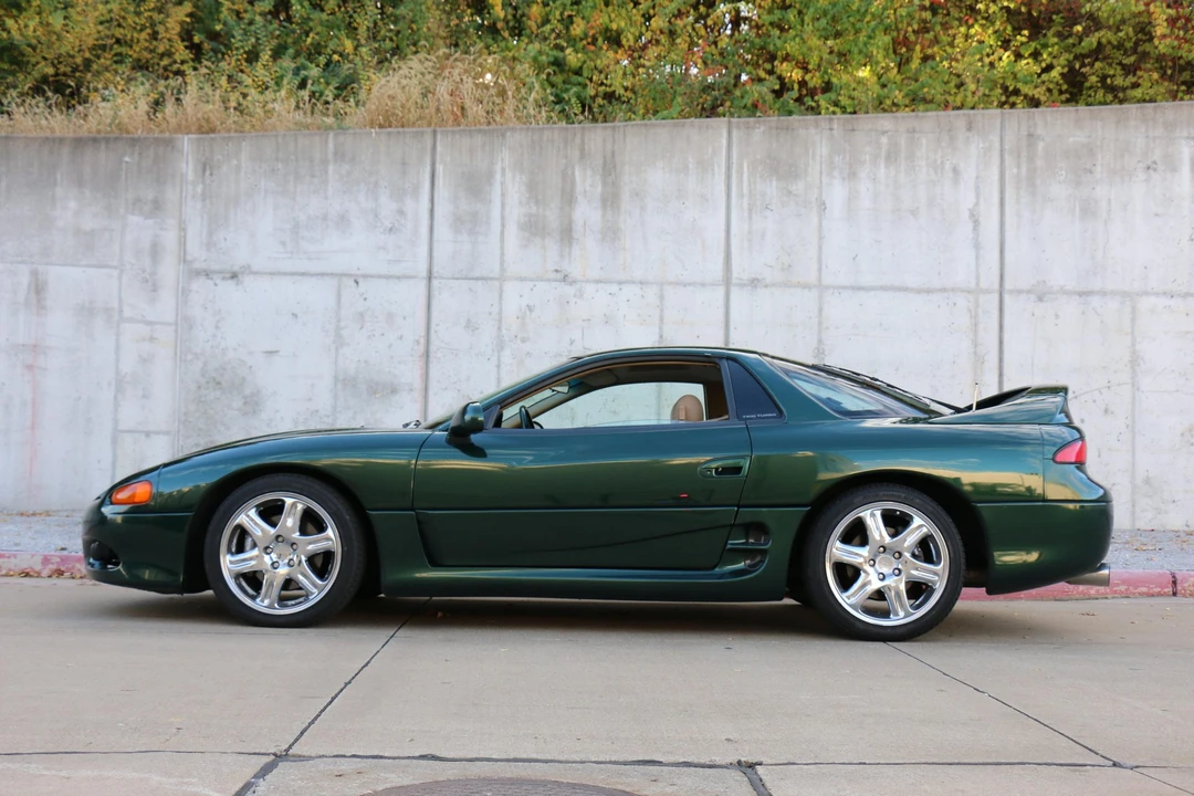 1998 Mitsubishi 3000GT Series 3 - Image 12 of 31