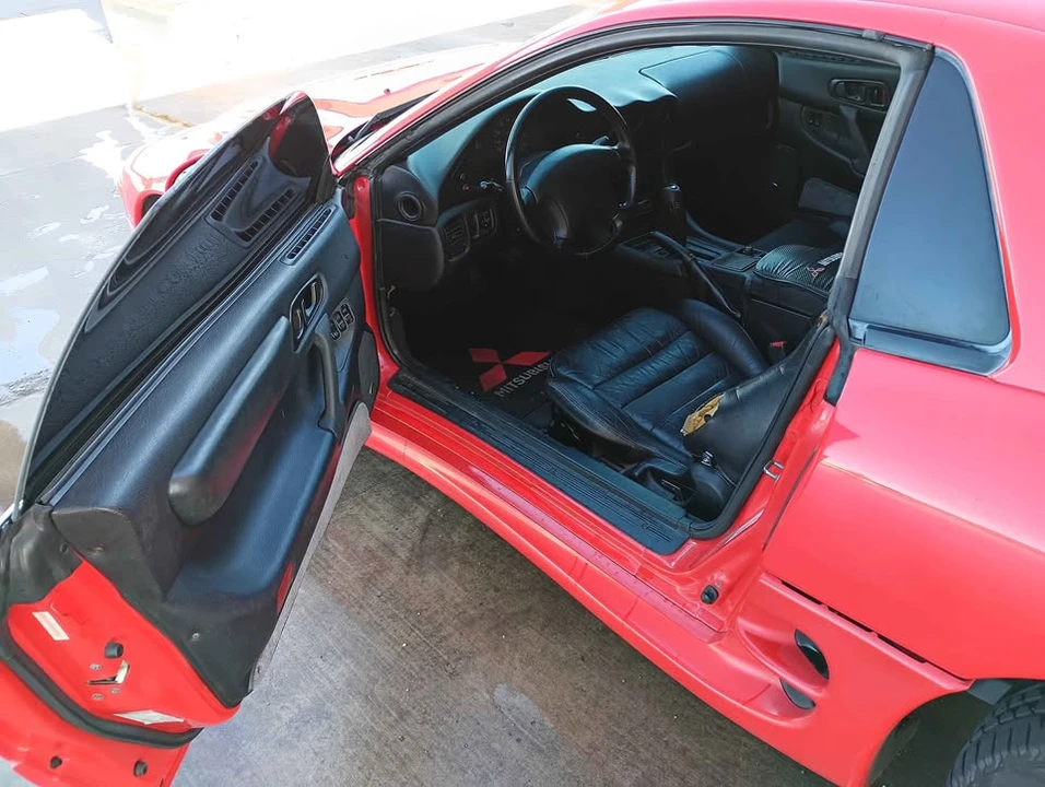1998 Mitsubishi 3000GT - Image 6 of 11