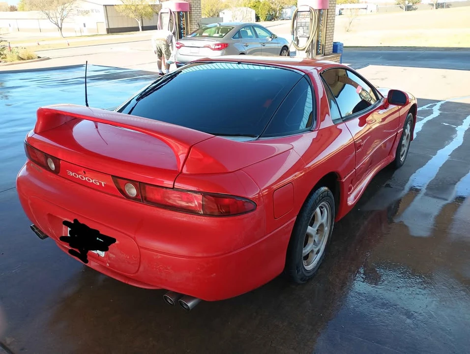 1998 Mitsubishi 3000GT - Image 10 of 11