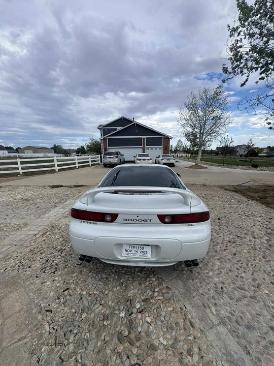 1998 Mitsubishi 3000GT Series 3 - Image 5 of 10