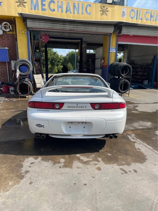 1998 Mitsubishi 3000GT Series 2 - Image 2 of 8