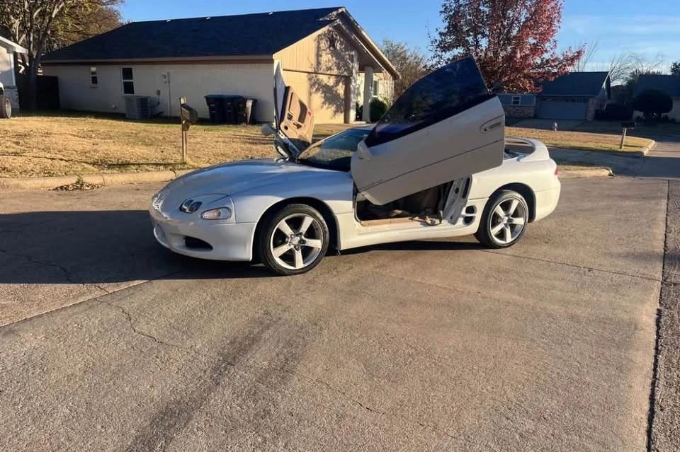 1998 Mitsubishi 3000GT Series 3 - Image 5 of 7