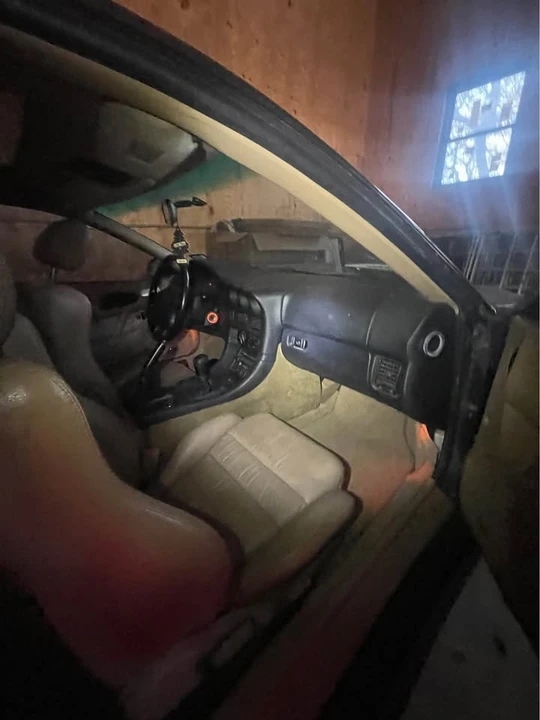 1998 Mitsubishi 3000GT Series 3 - Image 12 of 16