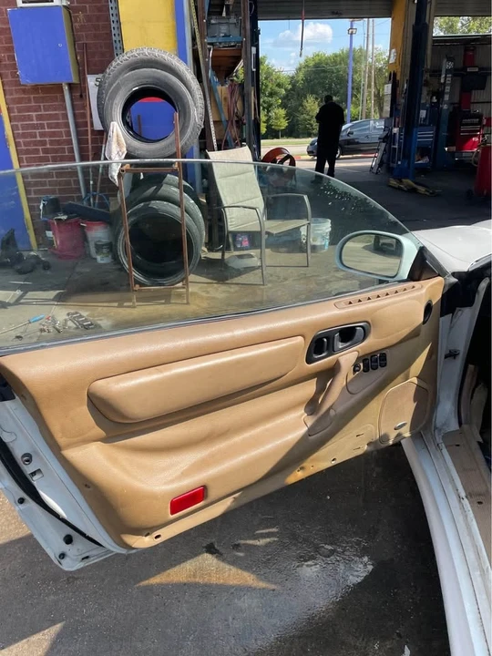 1998 Mitsubishi 3000GT Series 2 - Image 6 of 8