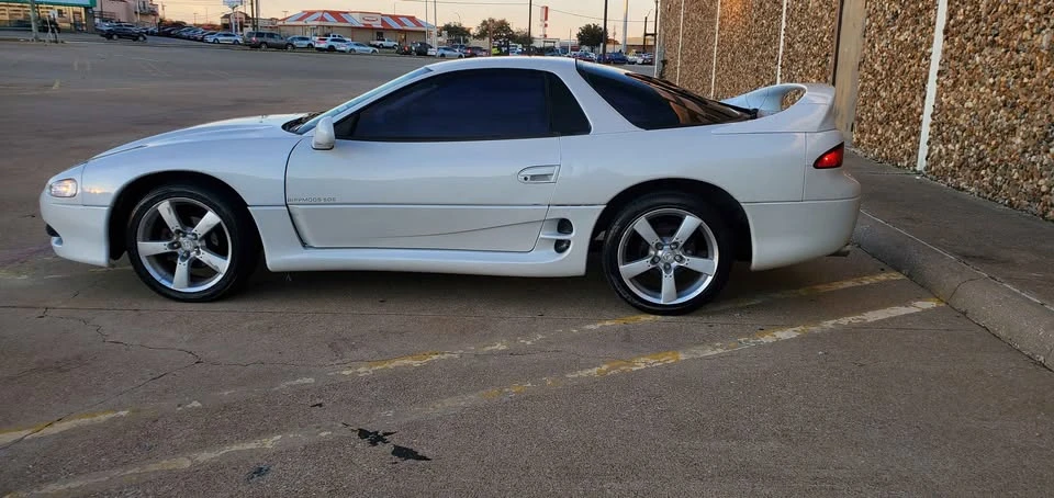1998 Mitsubishi 3000GT Series 3 - Image 3 of 9