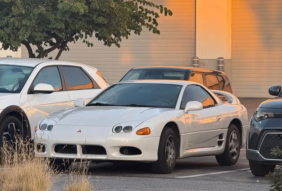 1998 Mitsubishi 3000GT Series 3 - Image 13 of 14