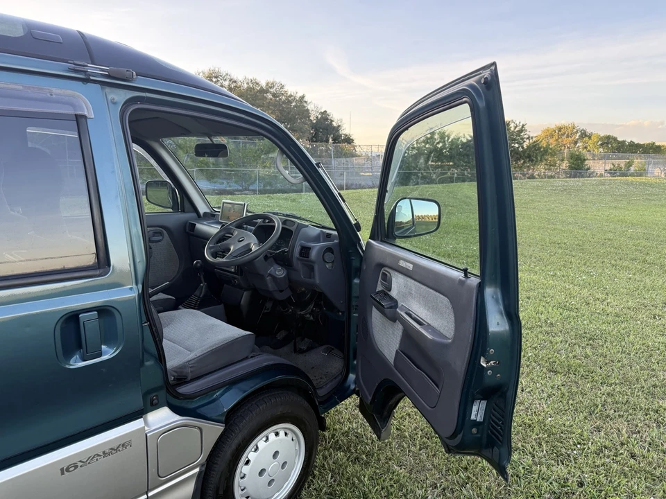 1998 Mitsubishi Minicab 5th Gen - Image 10 of 21