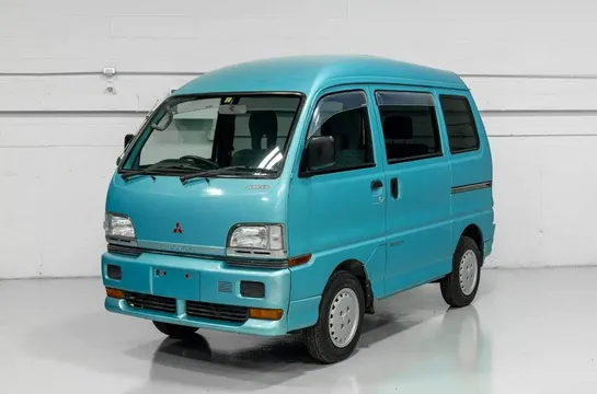 1998 Mitsubishi Bravo Exceed High Roof