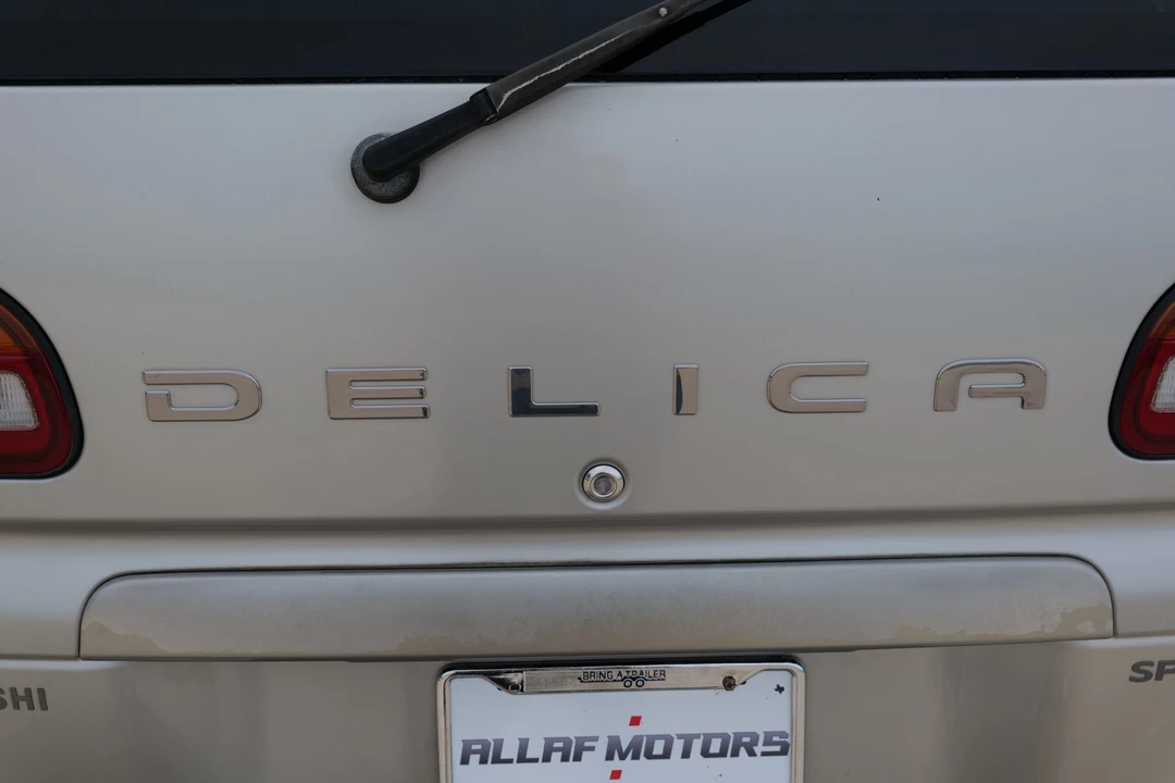 1998 Mitsubishi Delica 4th Gen - Image 30 of 31