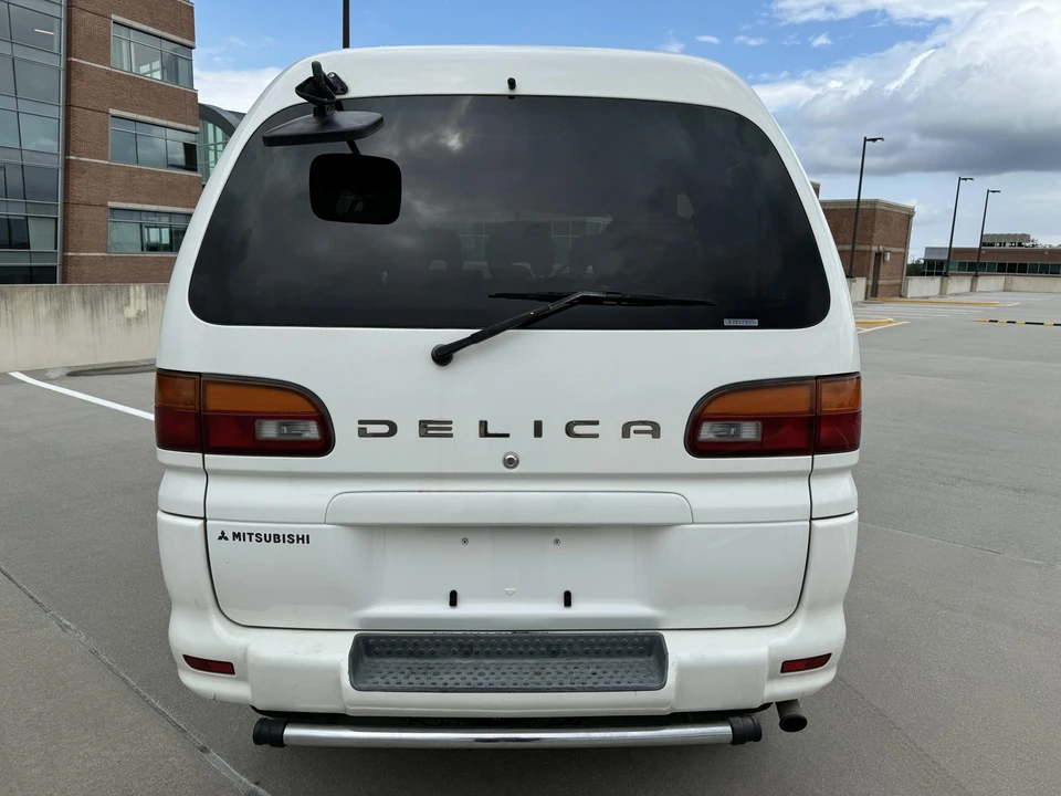 1998 Mitsubishi Delica 4th Gen - Image 20 of 31