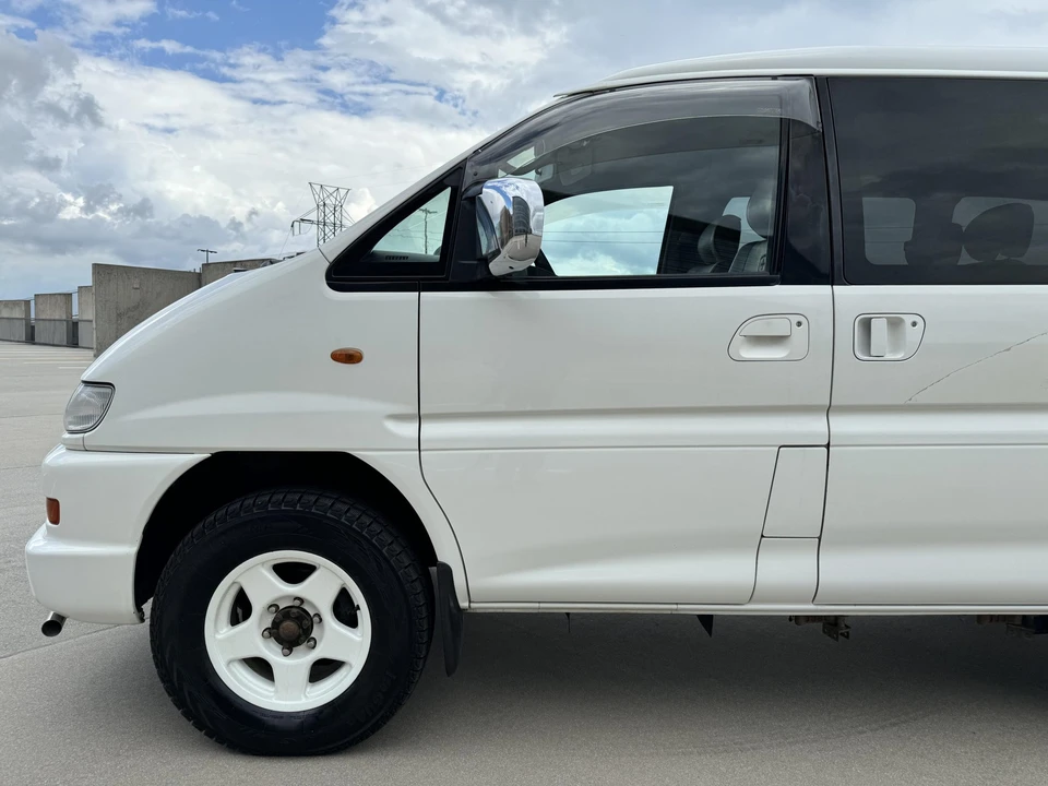 1998 Mitsubishi Delica 4th Gen - Image 30 of 31
