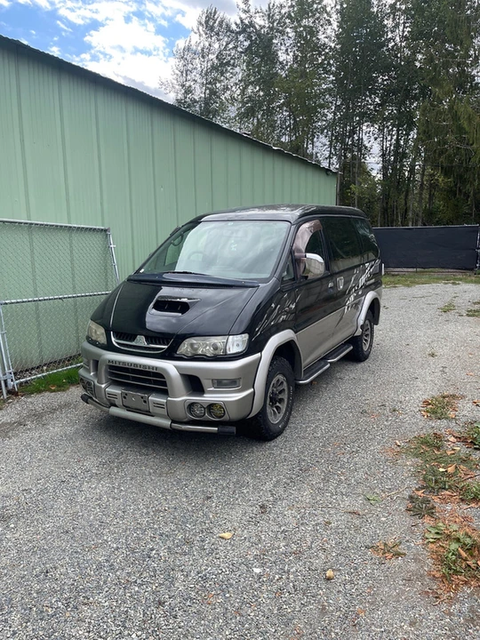 1998 Mitsubishi Delica 4th Gen - Image 3 of 31