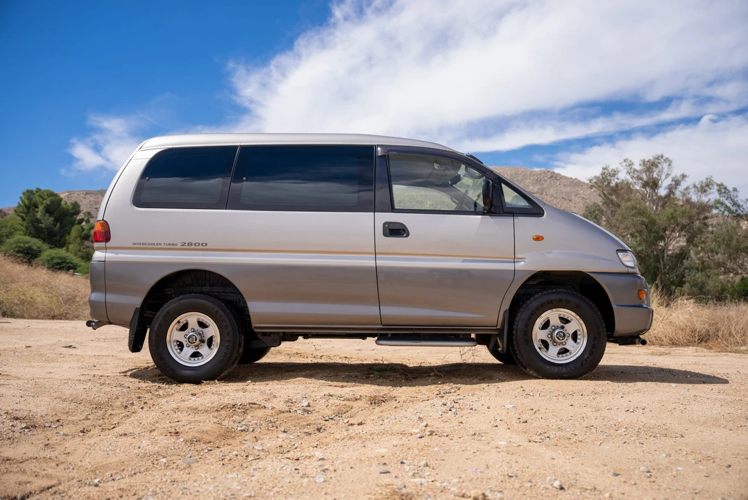1998 Mitsubishi Delica 4th Gen - Image 22 of 31