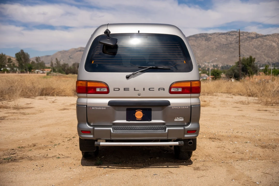 1998 Mitsubishi Delica 4th Gen - Image 15 of 31