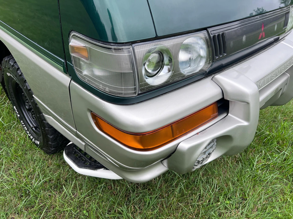 1998 Mitsubishi Delica 4th Gen - Image 20 of 31