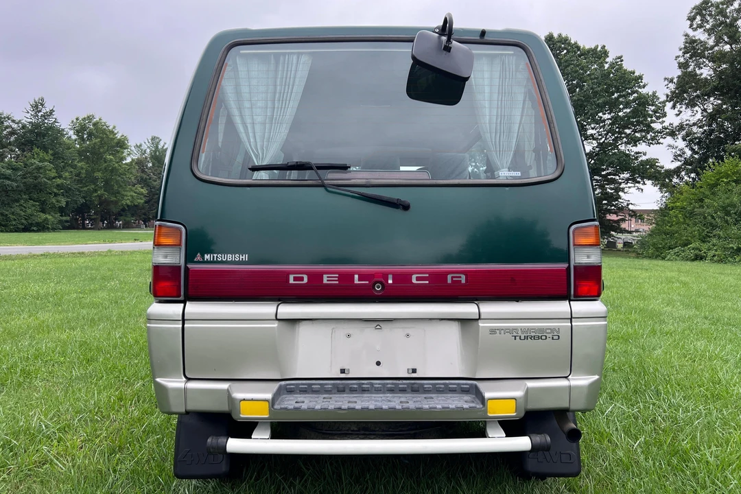 1998 Mitsubishi Delica 4th Gen - Image 5 of 31