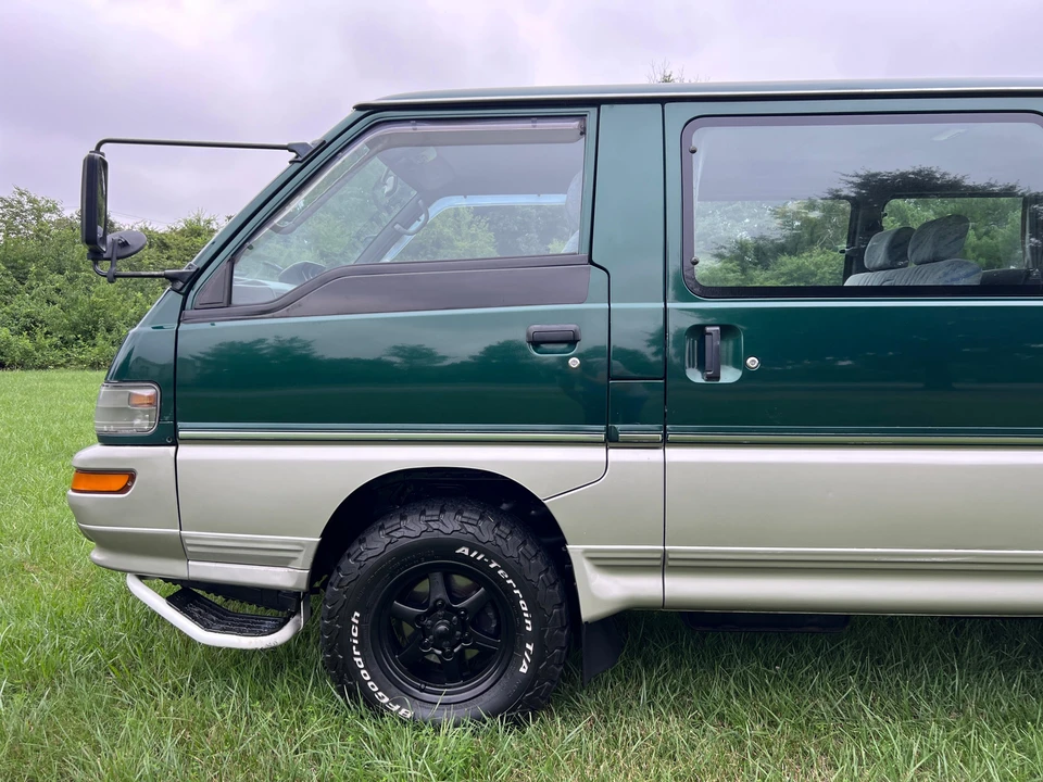 1998 Mitsubishi Delica 4th Gen - Image 28 of 31
