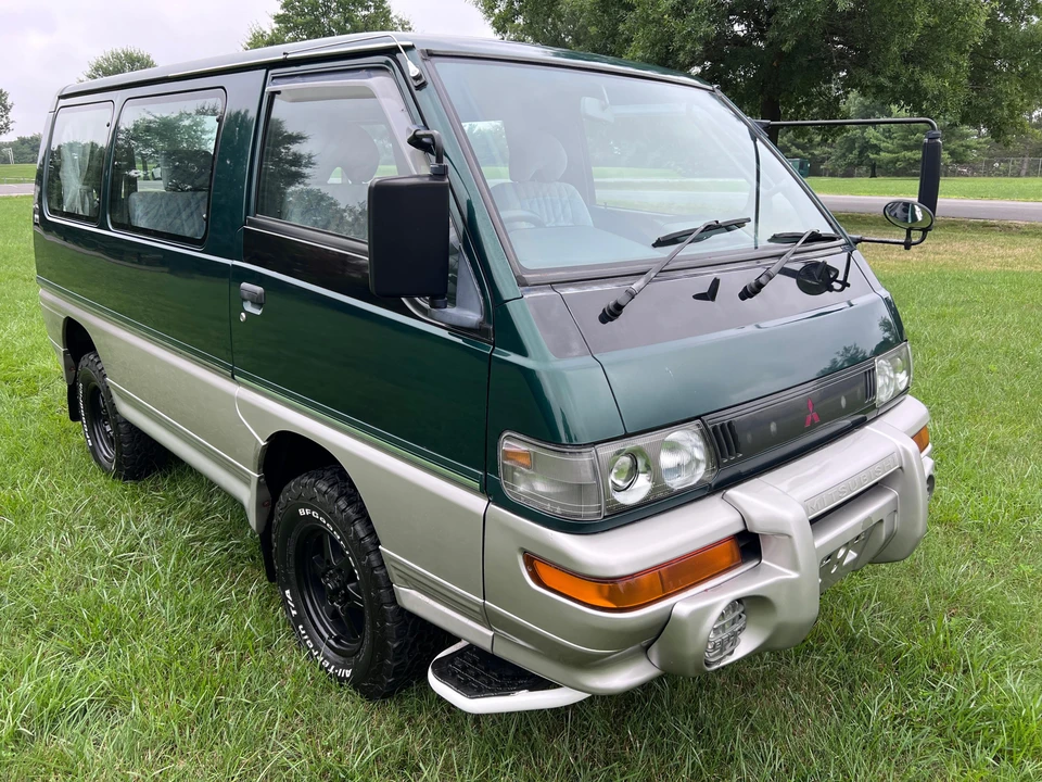 1998 Mitsubishi Delica 4th Gen - Image 19 of 31
