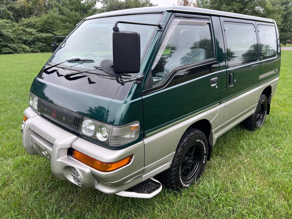 1998 Mitsubishi Delica 4th Gen - Image 7 of 31