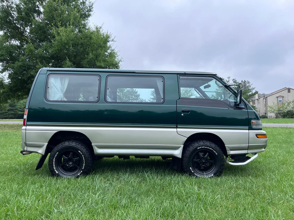 1998 Mitsubishi Delica 4th Gen - Image 15 of 31