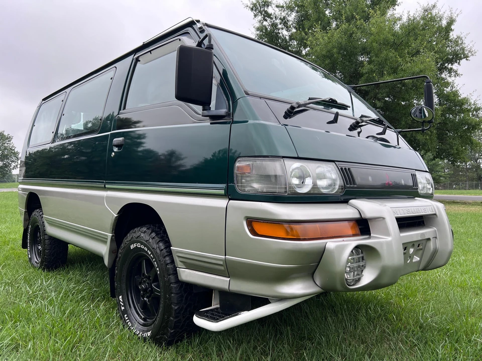 1998 Mitsubishi Delica 4th Gen - Image 18 of 31