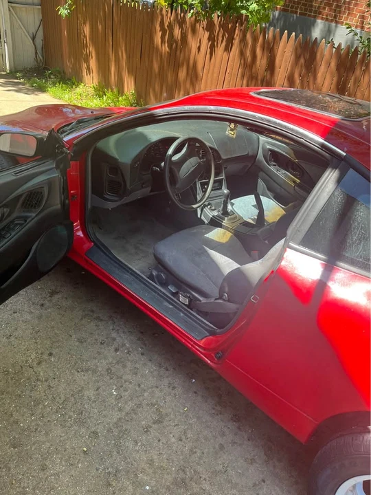 1998 Mitsubishi Eclipse 2nd Gen - Image 2 of 5