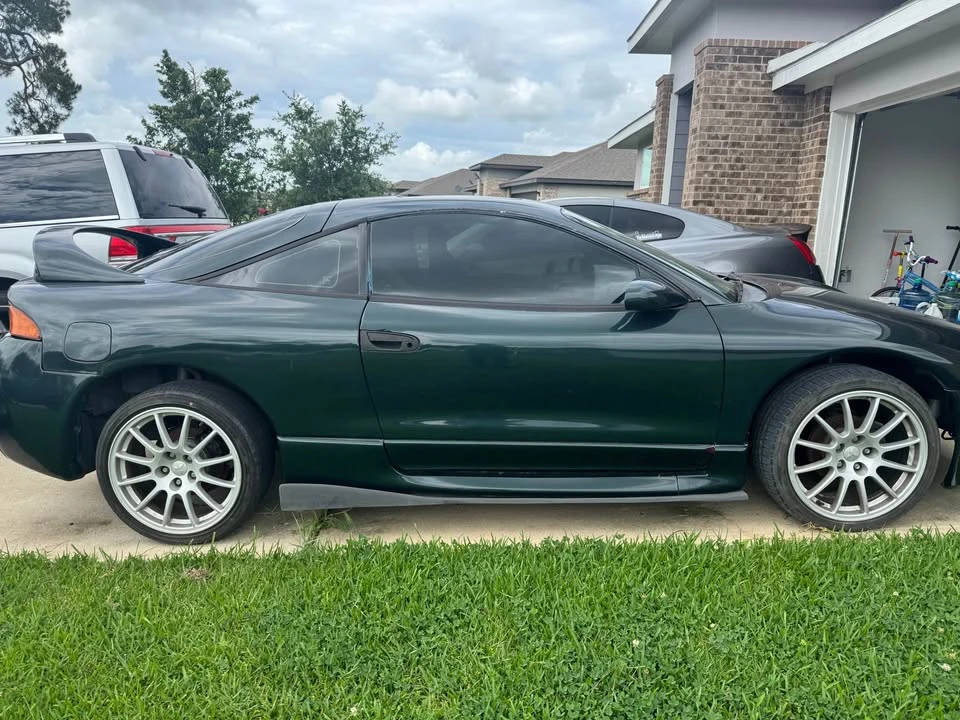 1998 Mitsubishi Eclipse 2nd Gen - Image 2 of 11