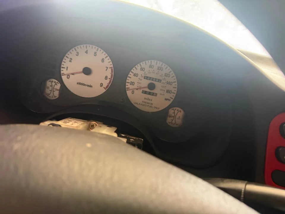 1998 Mitsubishi Eclipse 2nd Gen - Image 5 of 19