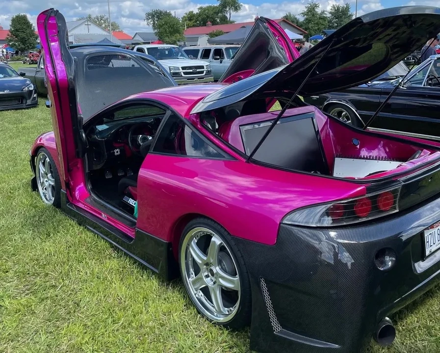 1998 Mitsubishi Eclipse 2nd Gen - Image 4 of 12