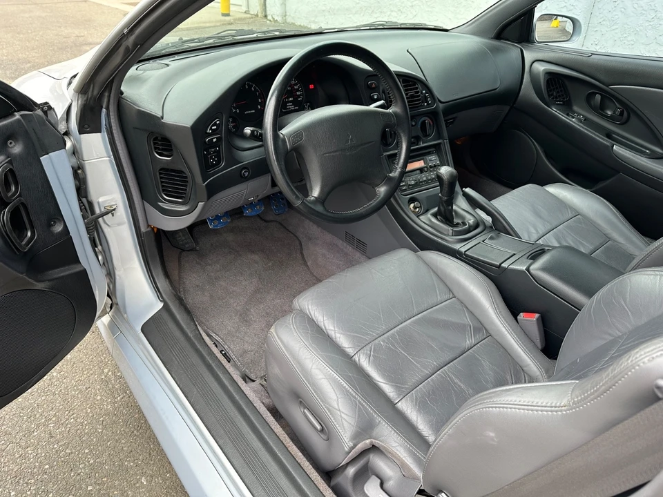 1998 Mitsubishi Eclipse 2nd Gen - Image 9 of 29