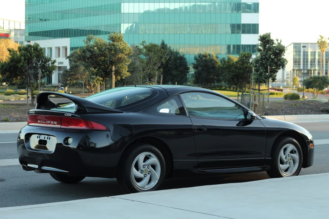 1998 Mitsubishi Eclipse 2nd Gen - Image 17 of 31