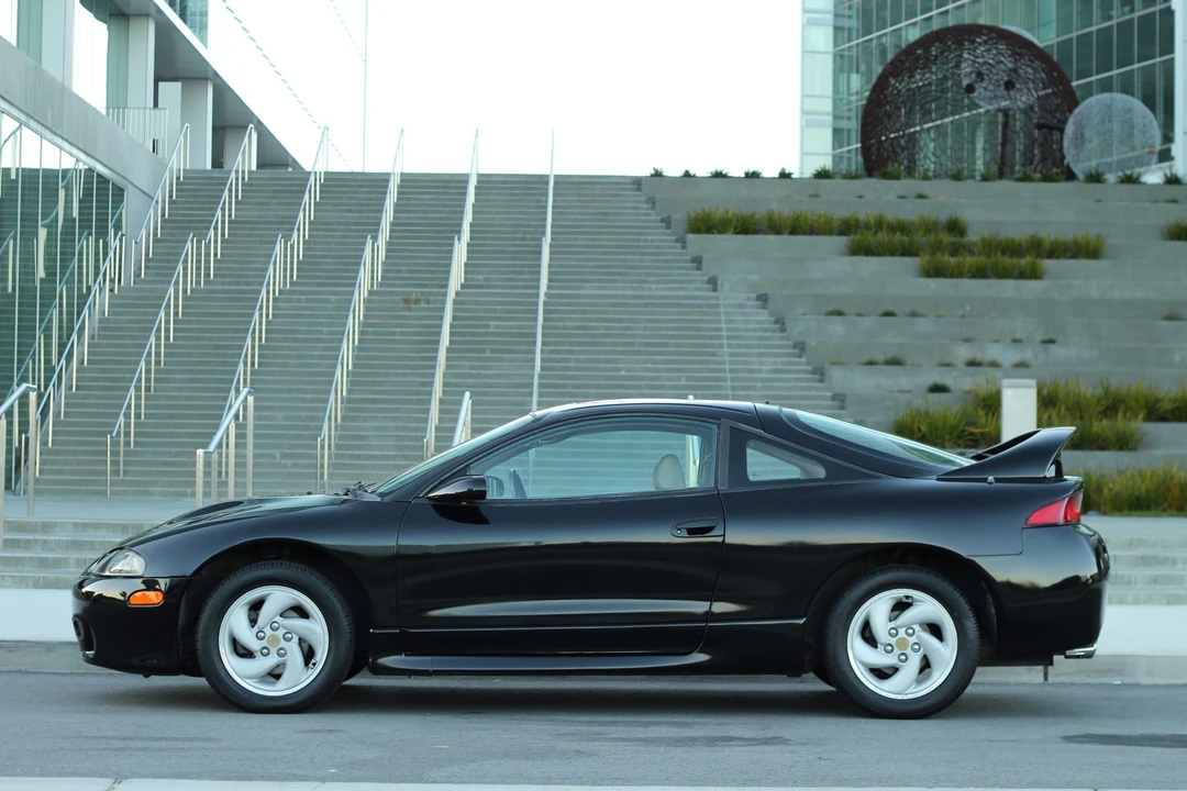 1998 Mitsubishi Eclipse 2nd Gen - Image 10 of 31