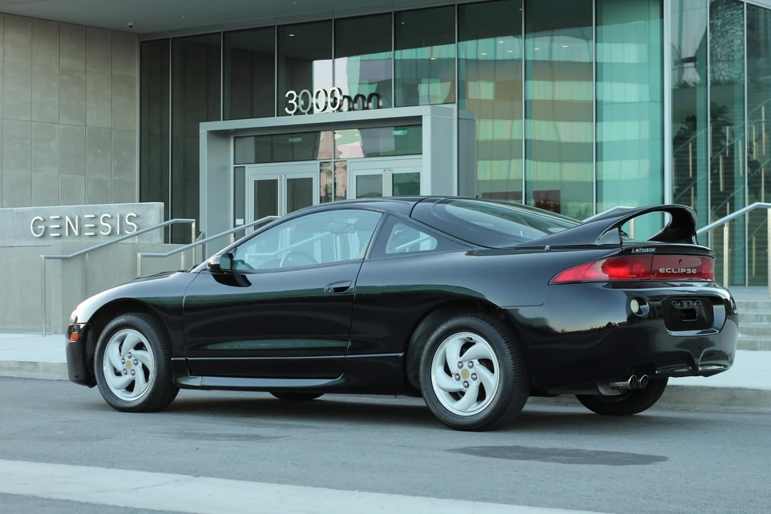 1998 Mitsubishi Eclipse 2nd Gen - Image 11 of 31