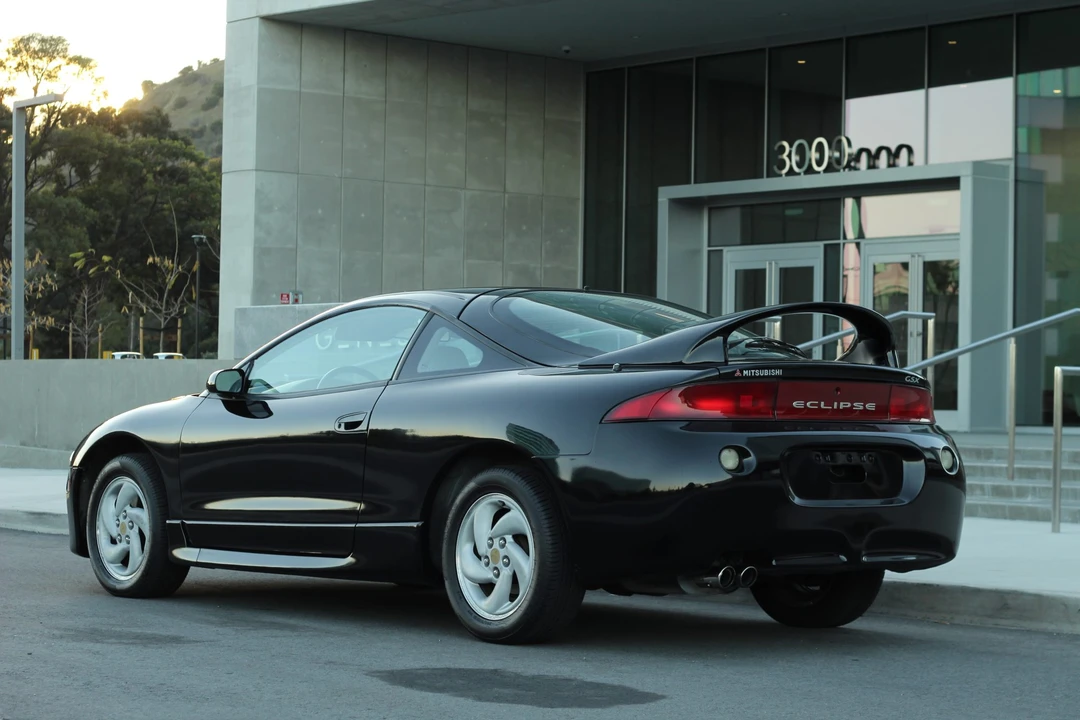 1998 Mitsubishi Eclipse 2nd Gen - Image 13 of 31