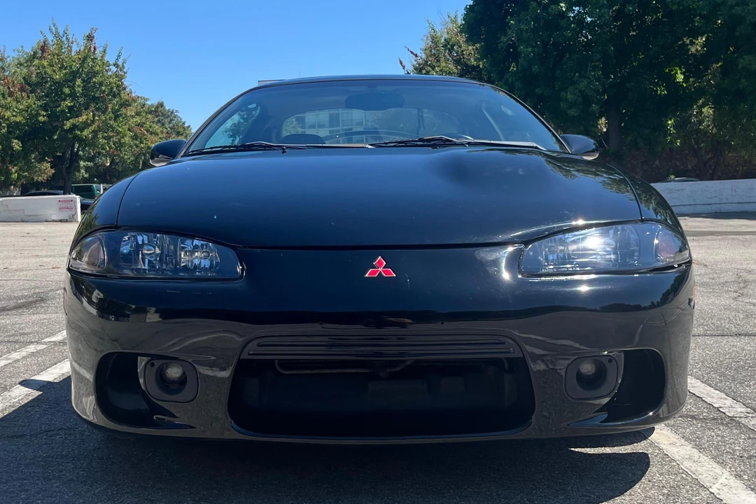 1998 Mitsubishi Eclipse 2nd Gen - Image 2 of 31