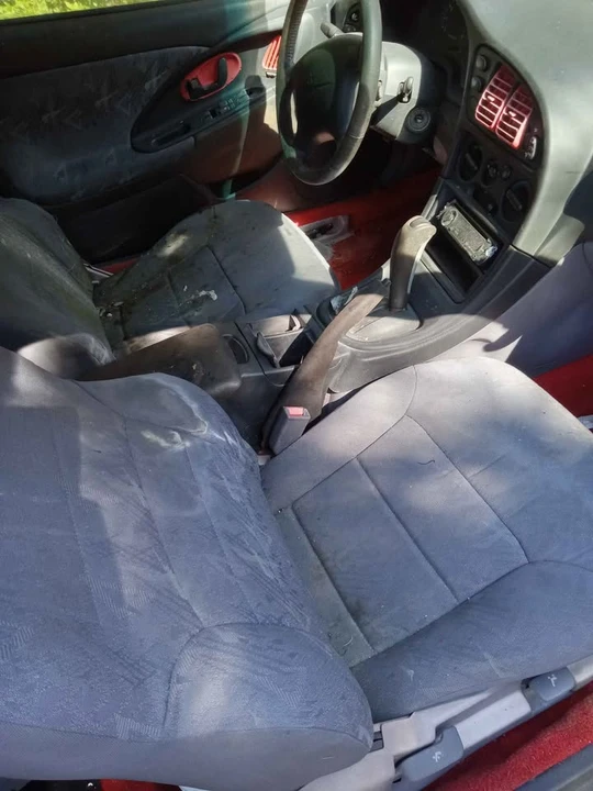 1998 Mitsubishi Eclipse 2nd Gen - Image 5 of 7