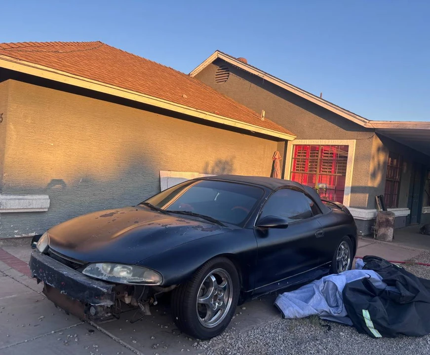 1998 Mitsubishi Eclipse 2nd Gen - Image 2 of 9