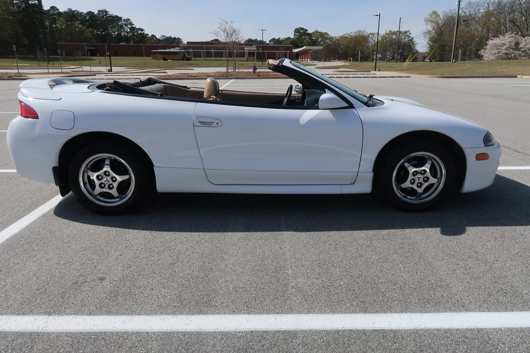 1998 Mitsubishi Eclipse 2nd Gen - Image 5 of 31
