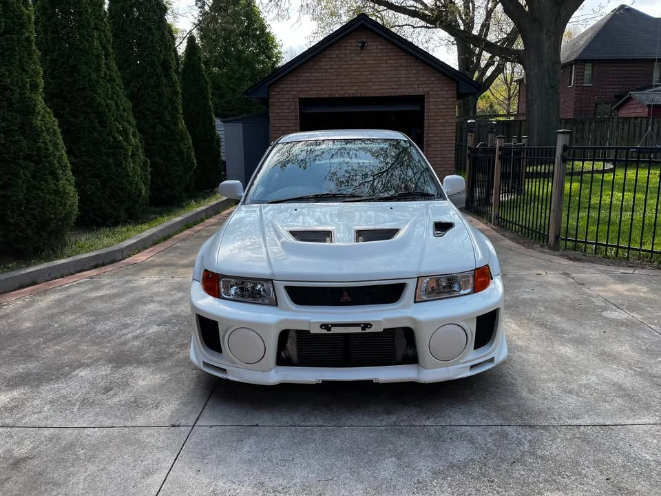 1998 Mitsubishi Lancer Evolution V 6th Gen - Image 2 of 19